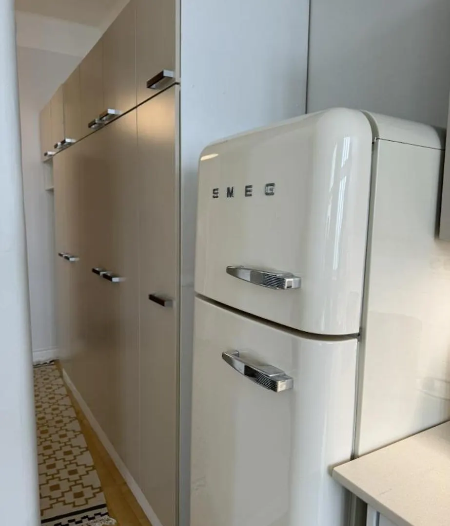 アパート Appartment In Central Helsinki, Etu-Toeoeloe フィンランド